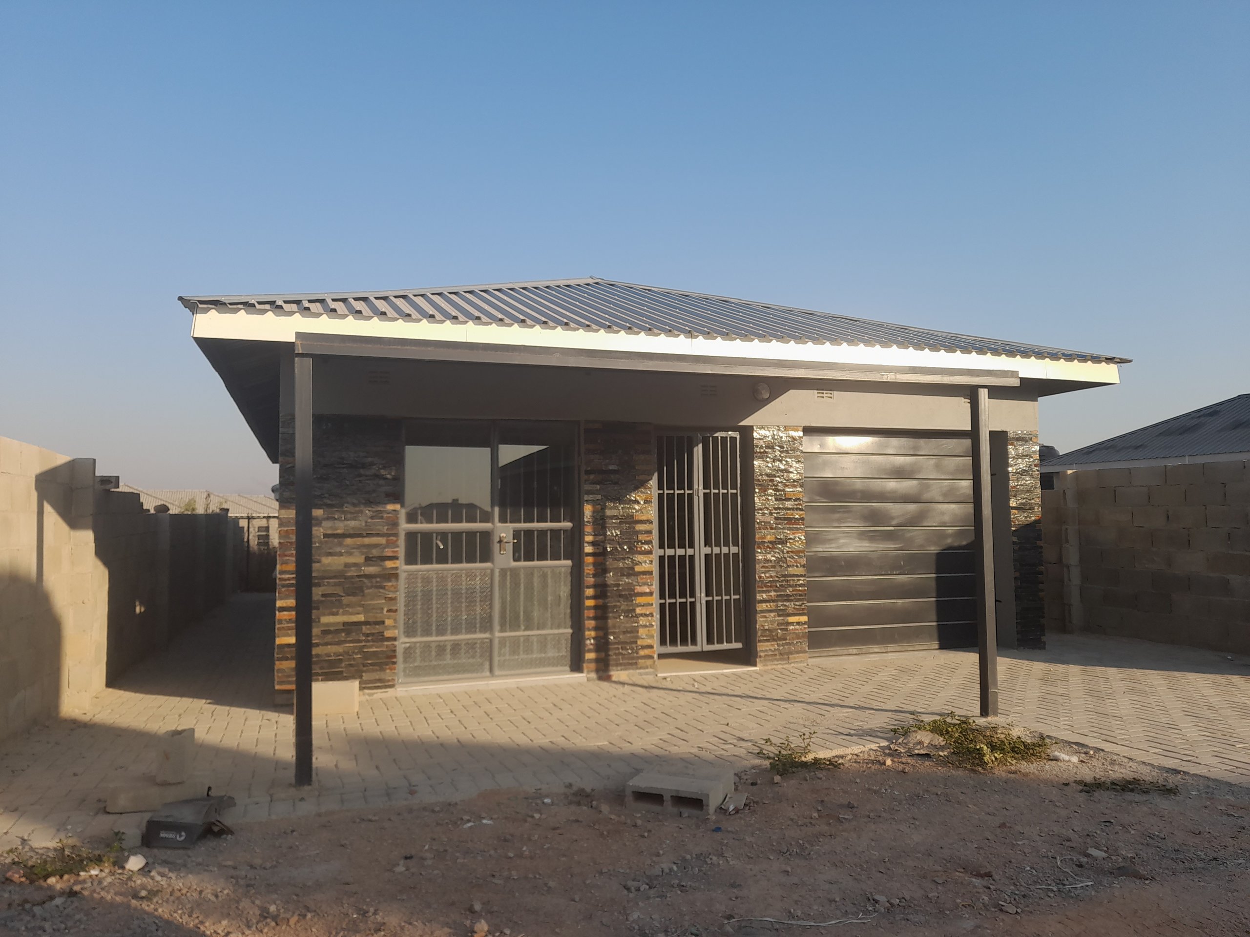 RUWA-ADLAIDE PARK photo 3